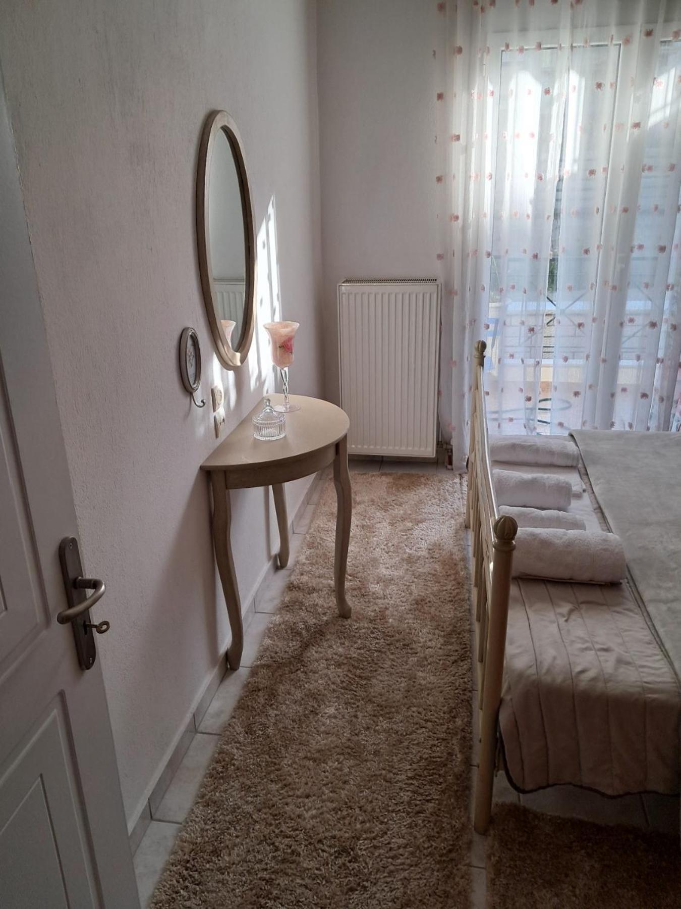 M Home Place Palio Limani Экстерьер фото